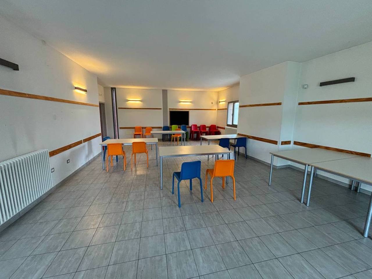 Immagine 2 Aula rossa